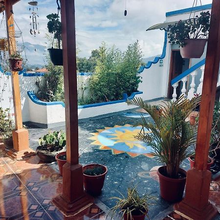 Hostal Chasqui Otavalo Luaran gambar