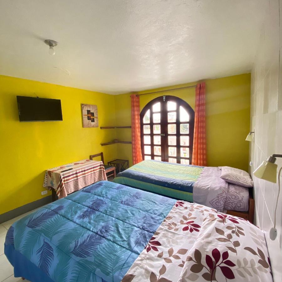 Hostal Chasqui Otavalo Luaran gambar