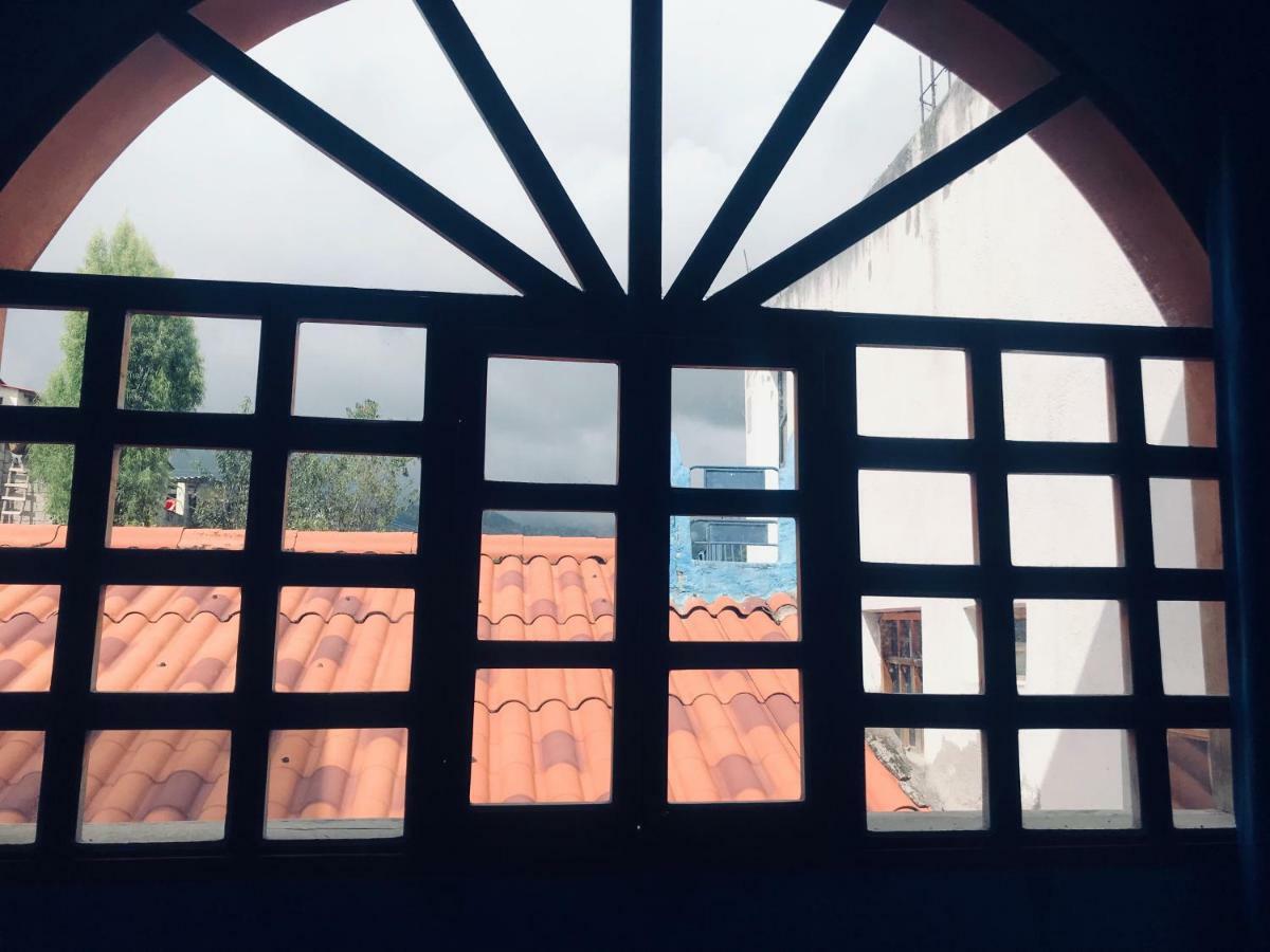 Hostal Chasqui Otavalo Luaran gambar